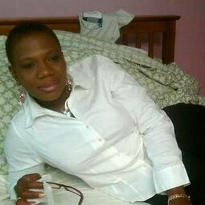 Meet your Posher, Simone